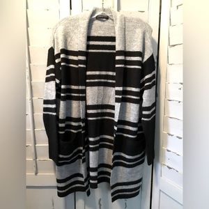 Banana Republic grey and black cardigan